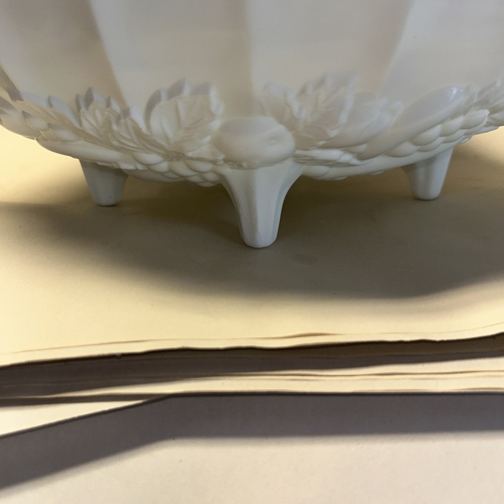 Indiana Glass Fruit Bowl White Milk Glass Footed 12 Inch Oval Vintage - Picture 2 of 6